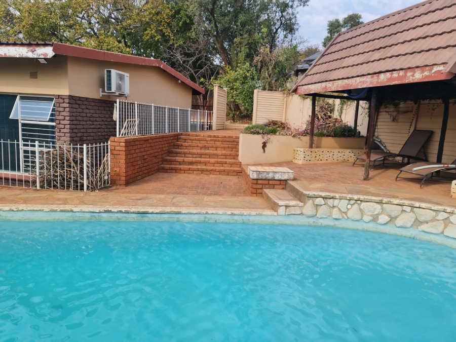 4 Bedroom Property for Sale in Protea Park North West